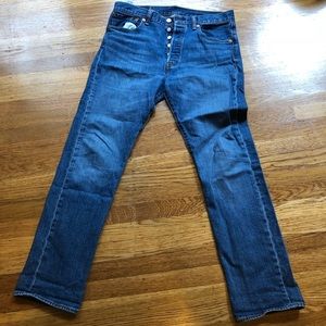 Levi’s 501 Straight Fit